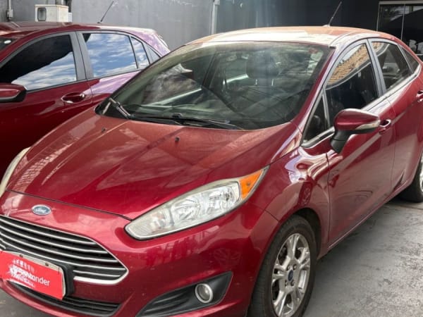 Ford Fiesta Sedan 2014