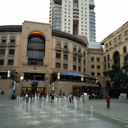 11-day itinerary in Johannesburg focusing on Top attractions and Shopping