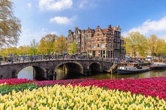 16-day itinerary in Amsterdam & Rotterdam, Netherlands focusing on Top attractions and Nature and outdoor and Shopping
