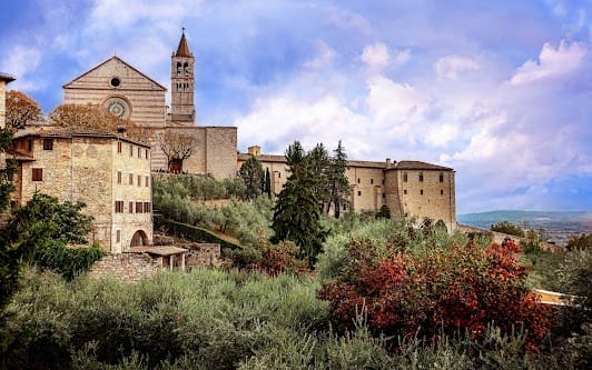 11 days in mystical and spiritual Assisi, Italy - 11 days travel itinerary in Assisi, Province of Perugia, Italy featuring Enjoy the historic square with beautiful buildings and local shops and Trattoria Pallotta Assisi