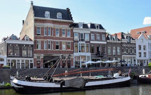 6-day family friendly itinerary in Rotterdam,Netherlands focusing on Top attractions and For kids and Shopping - 6 days travel itinerary in Rotterdam, Netherlands featuring Food & Drink and Museum