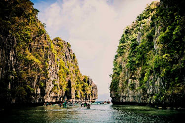 Best itinerary for Palawan, Philippines - 8 days travel itinerary in Palawan, Philippines featuring Baker's Hill and Bona's Chao Long Haus