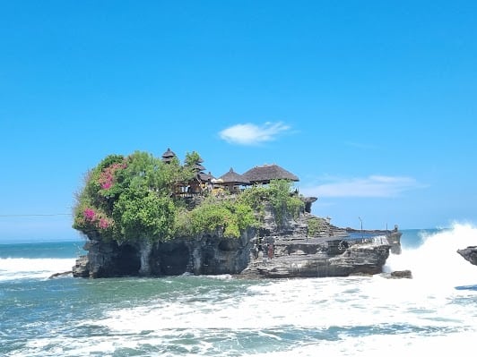 Tanah Lot Temple