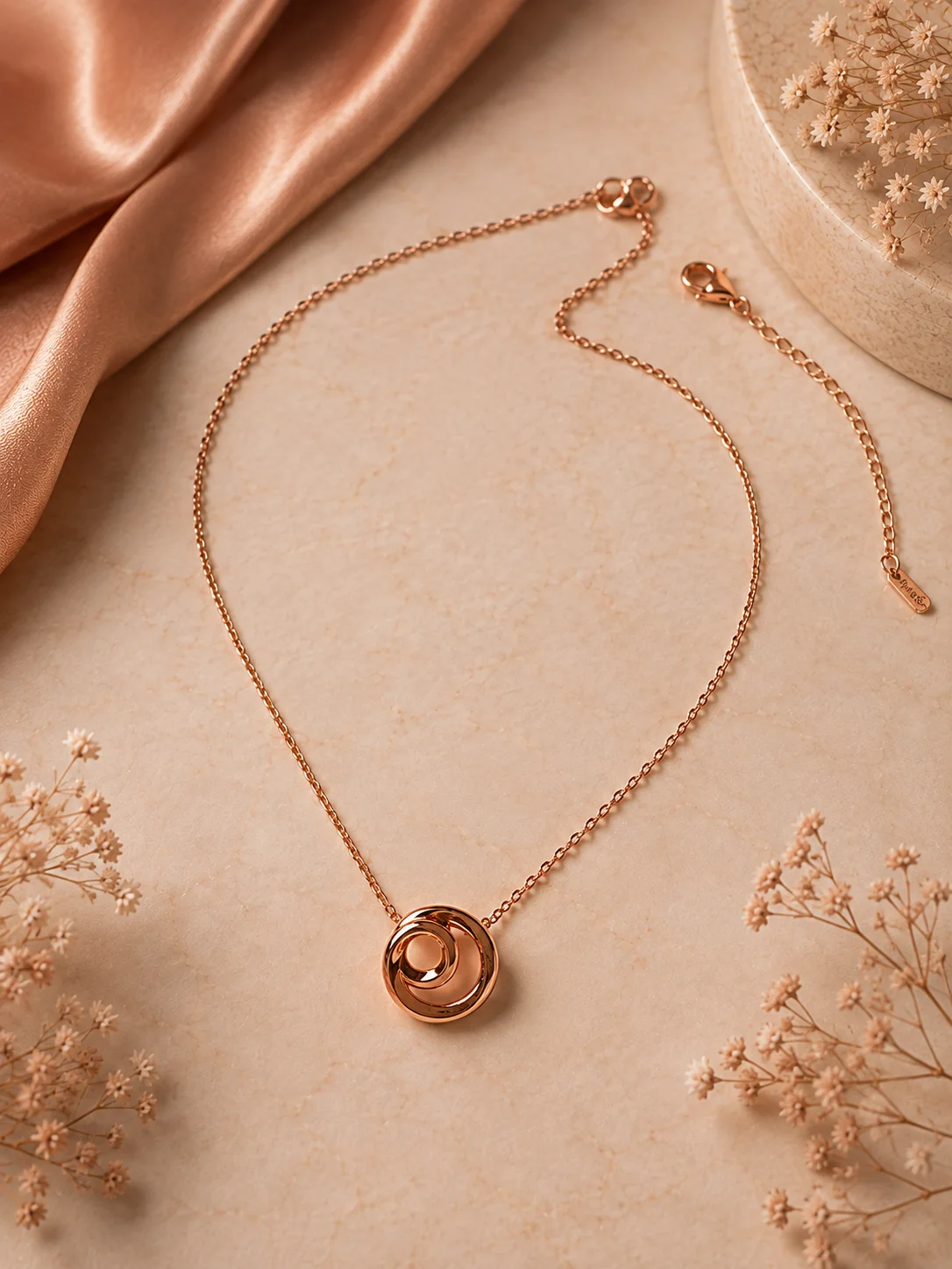 Rose Harmony Silver Necklace