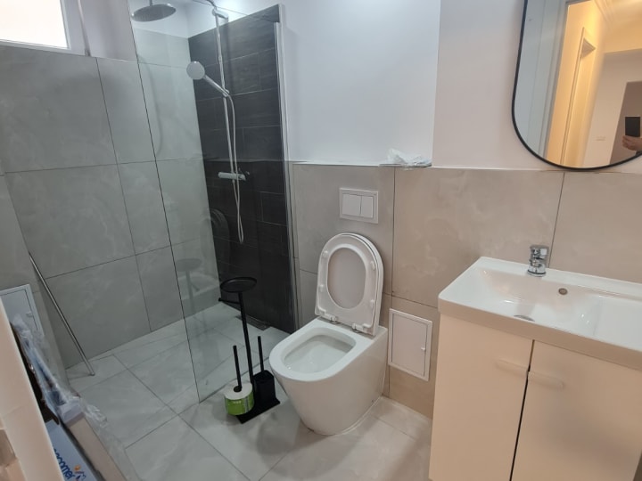 Garsonieră decomandata zona Tribunalului Suceava — renovată integral
