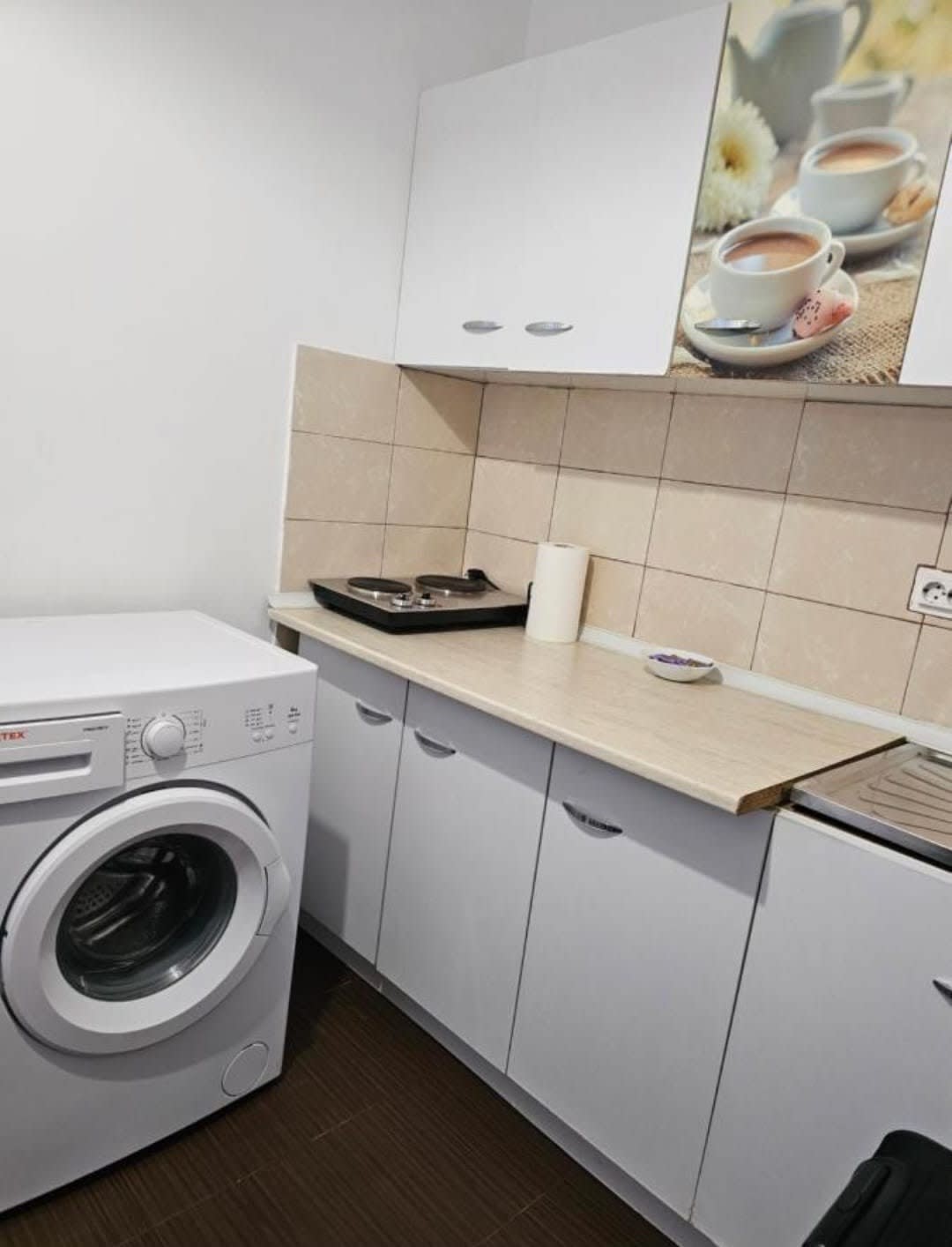Garsonieră Zamca Suceava — izolată termic, termopane, clasa B - foto 1 de 7