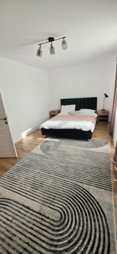 Garsonieră Zona Bucovina Suceava — renovată integral, centrală termică, balcon - foto 3 de 12