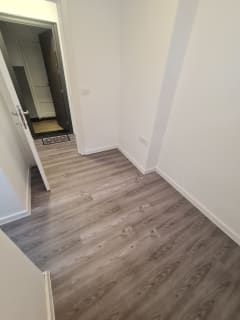 Garsonieră decomandata zona Tribunalului Suceava — renovată integral - foto 8 de 10