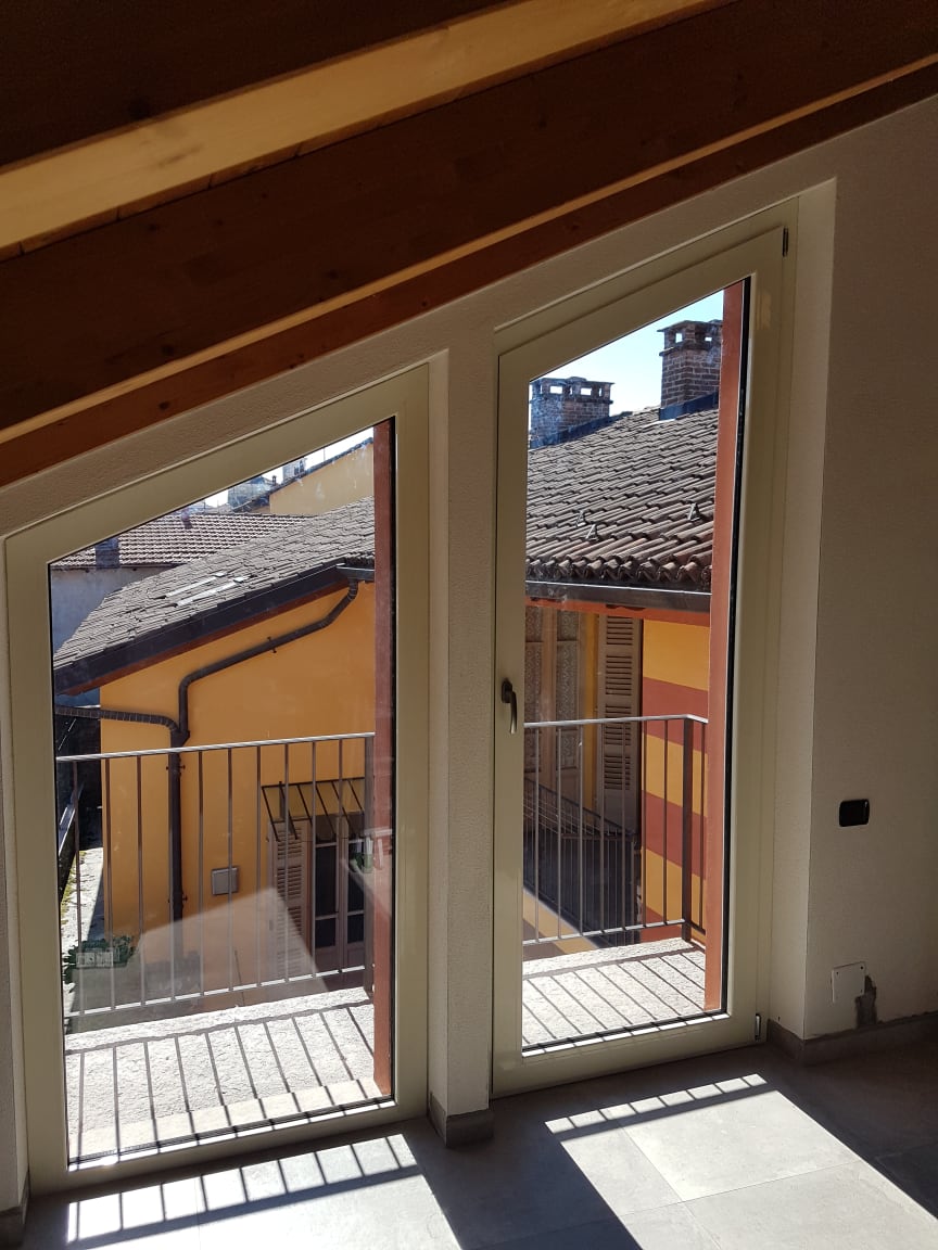Serramento inclinato per mansarda
