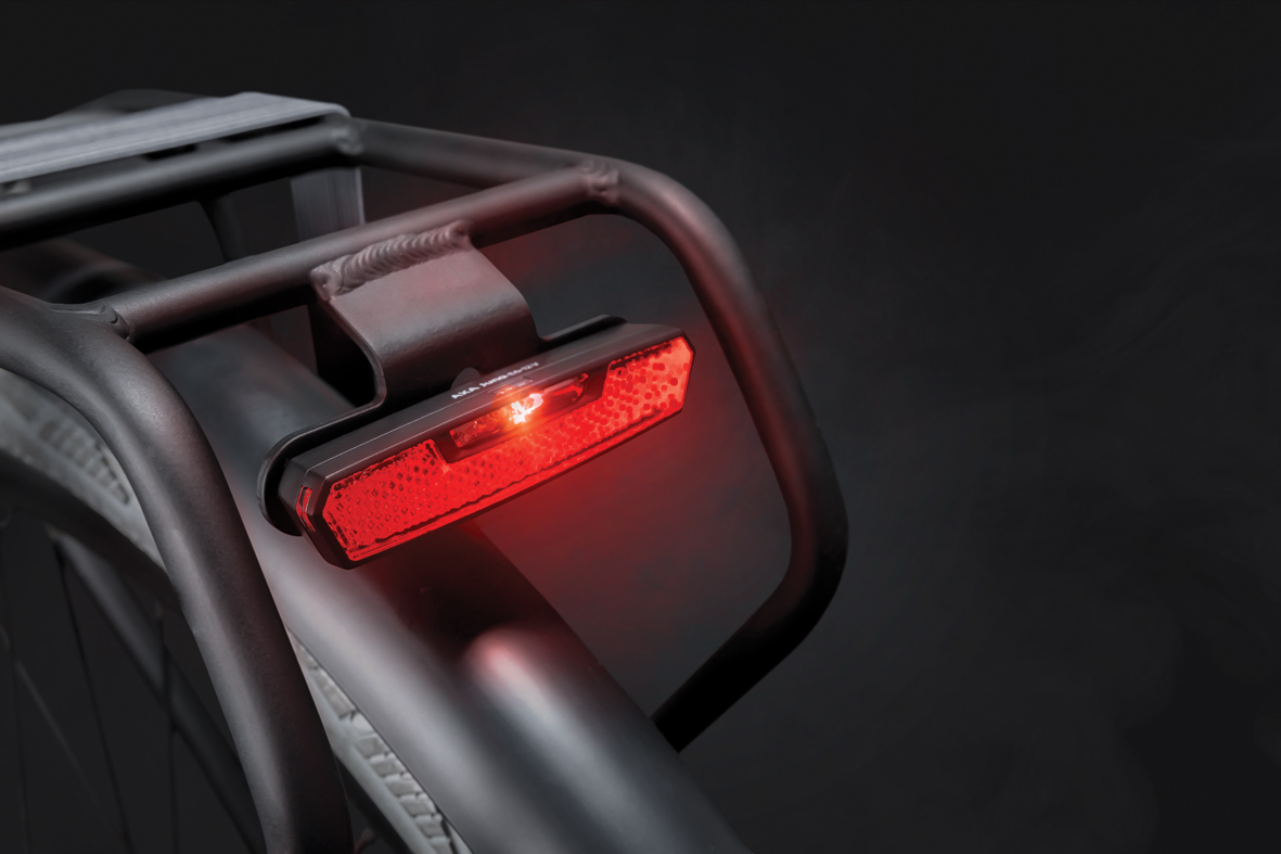 axiom bicycle lights