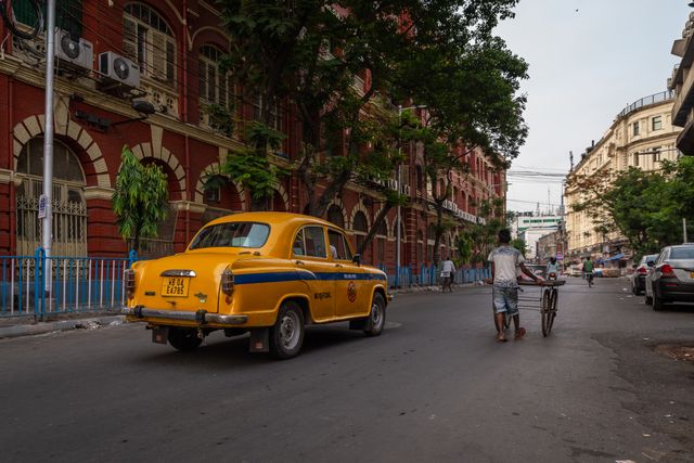 2 Nights 3 Days Kolkata Special Tour