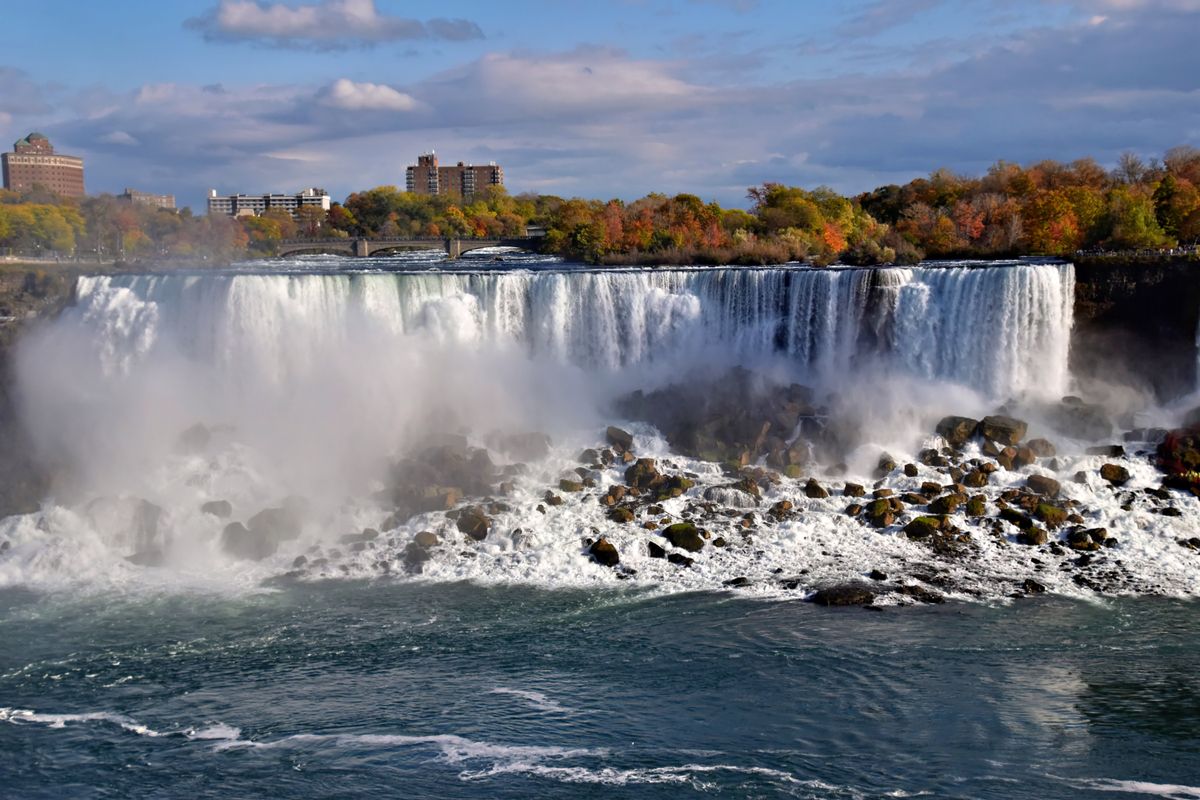 Thanksgiving Long Weekend Getaways in Canada (Oct 10–12): Peak Foliage Edition: 1. Niagara Falls, Ontario, the classic