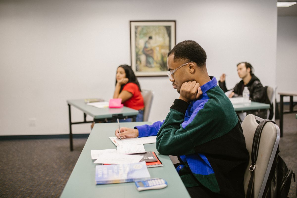 OSAP in 2026–27: What the Grant Cuts Mean for Your Wallet (and Your Debt): What students can do now