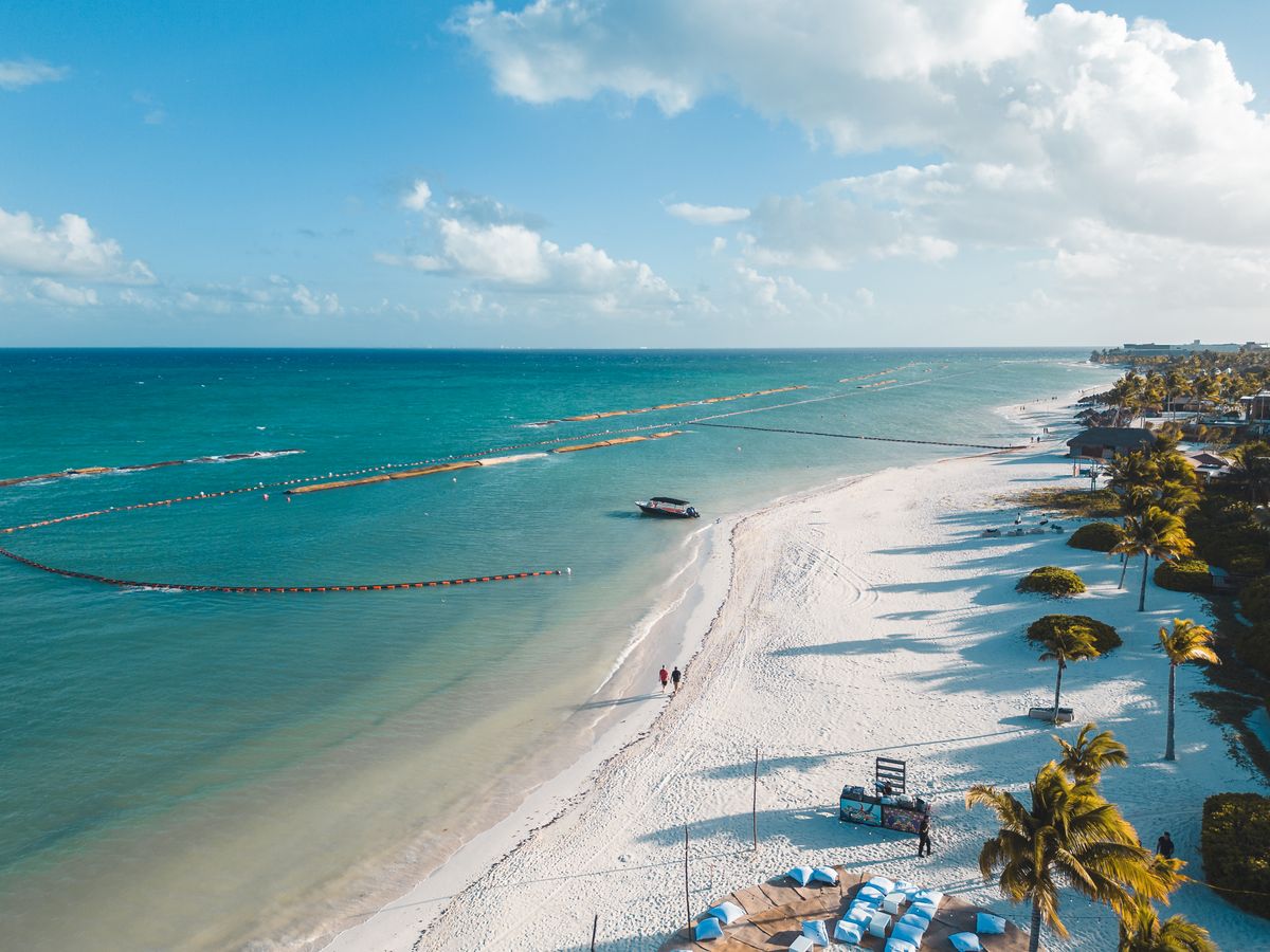 Cuba Is Off the Table: Where Canadians Are Booking Winter Sun Instead (2026–27): Where the capacity went: new routes for winter 2026–27