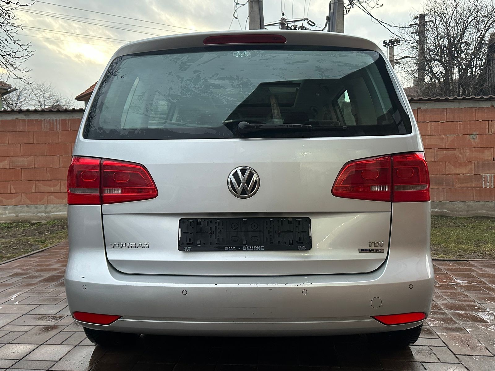 VW Touran 2011 1.6TDI