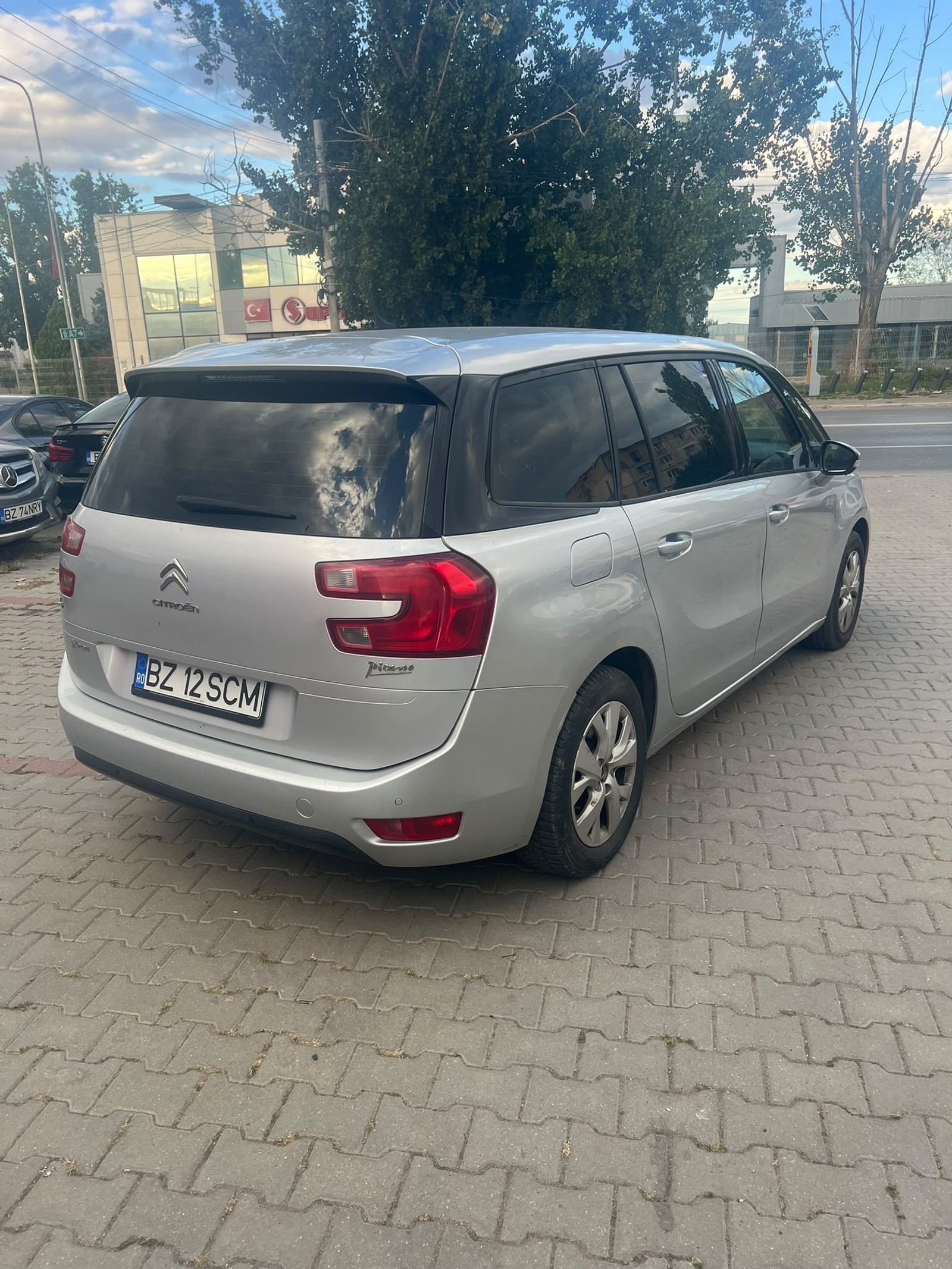 Foto 3 pentru C4
