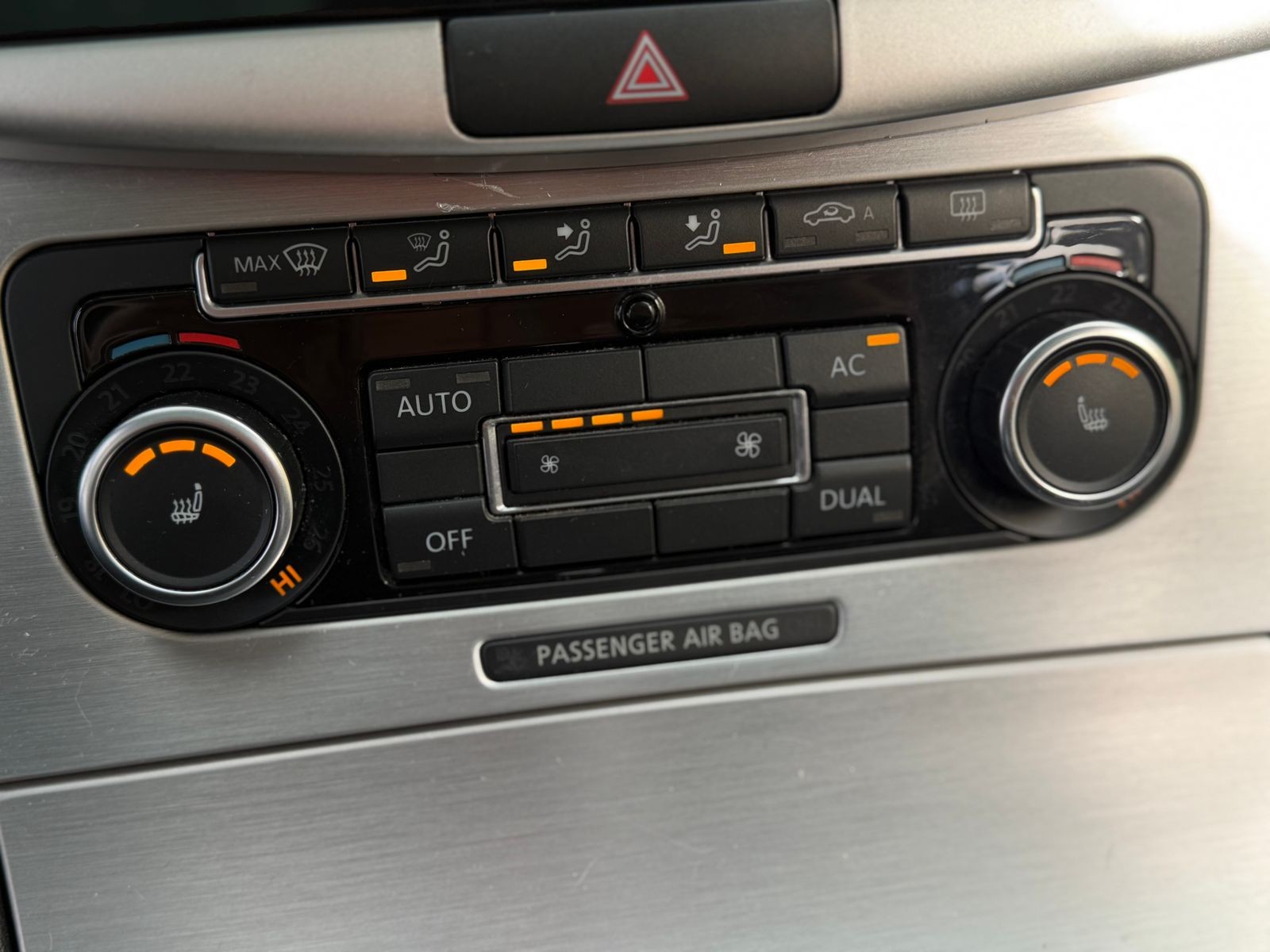 Volkswagen Passat CC - foto 22