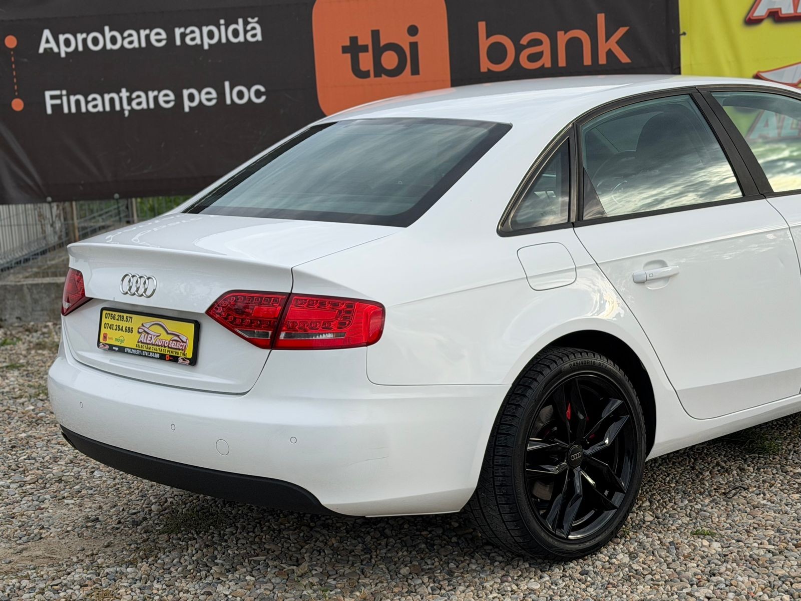 Audi A4 - foto 6