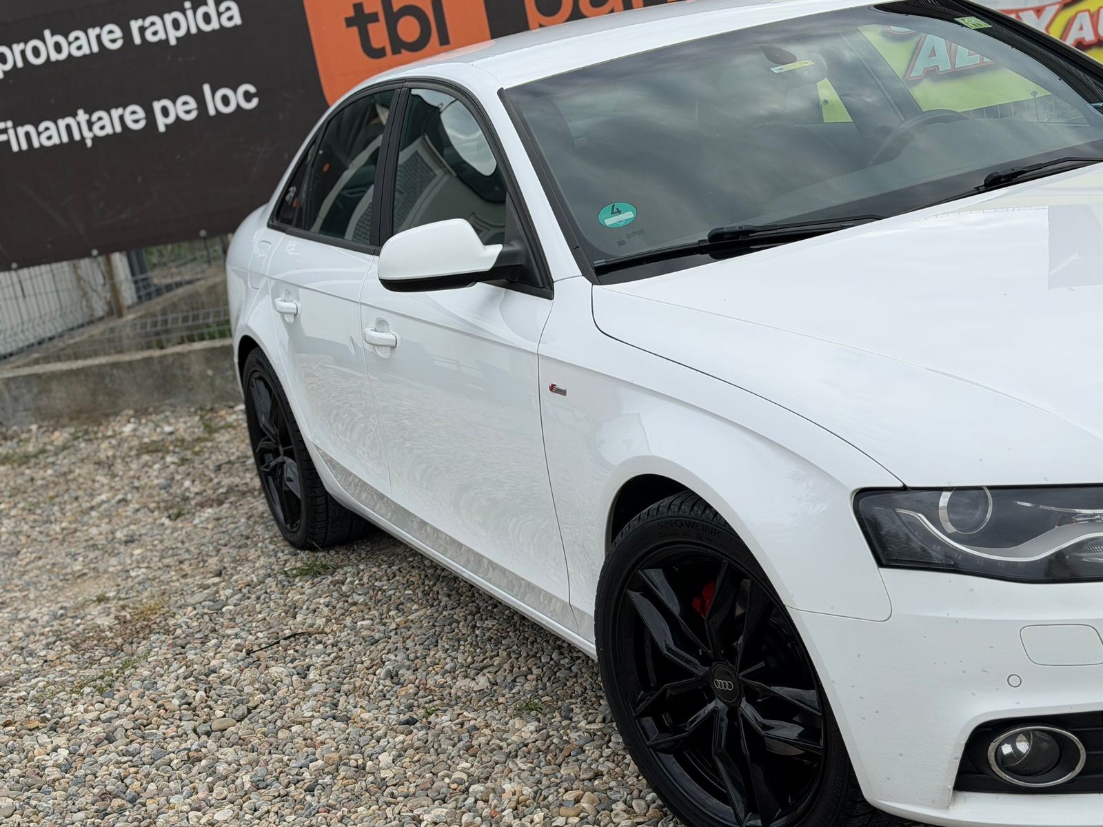 Audi A4 - foto 9
