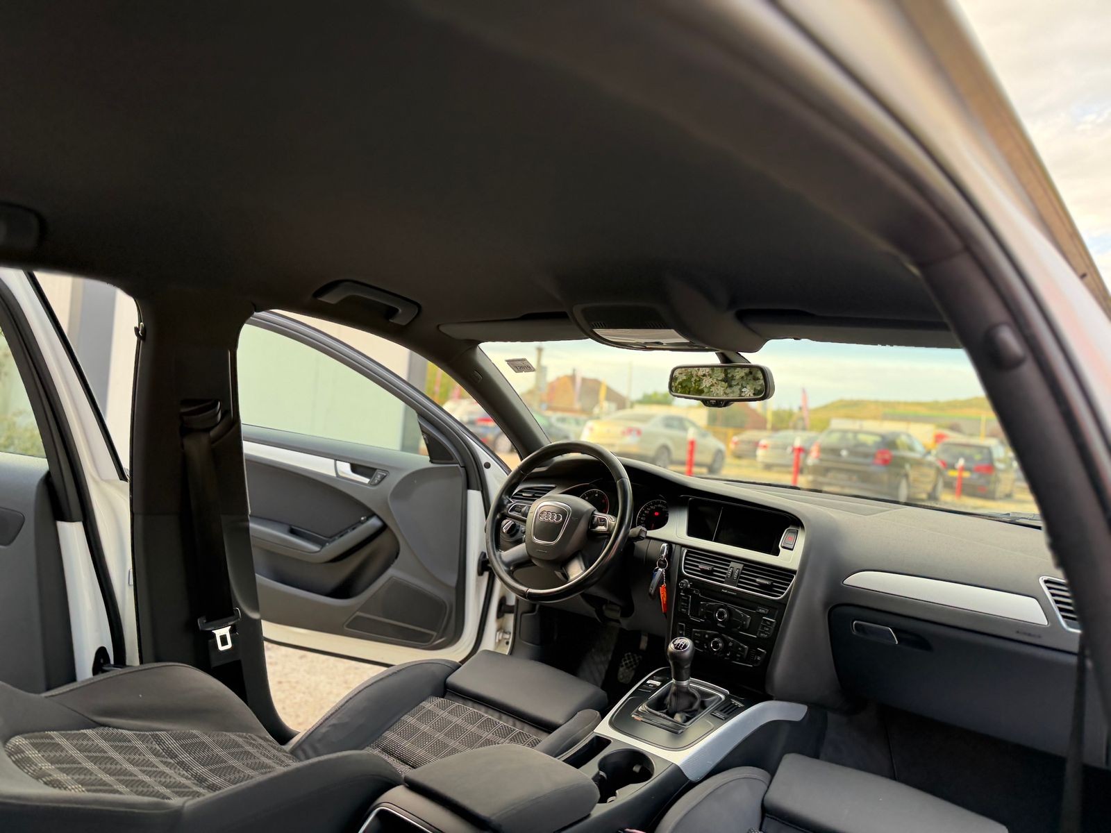 Audi A4 - foto 14