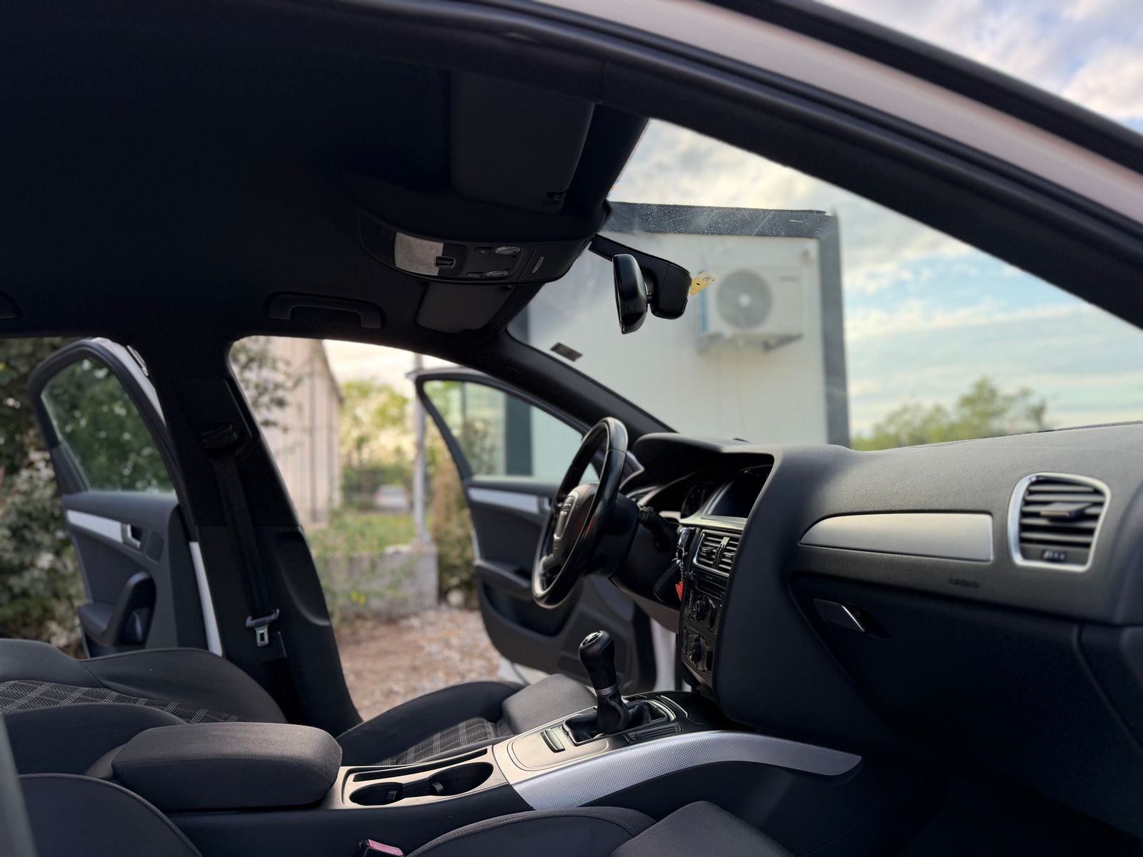 Audi A4 - foto 16