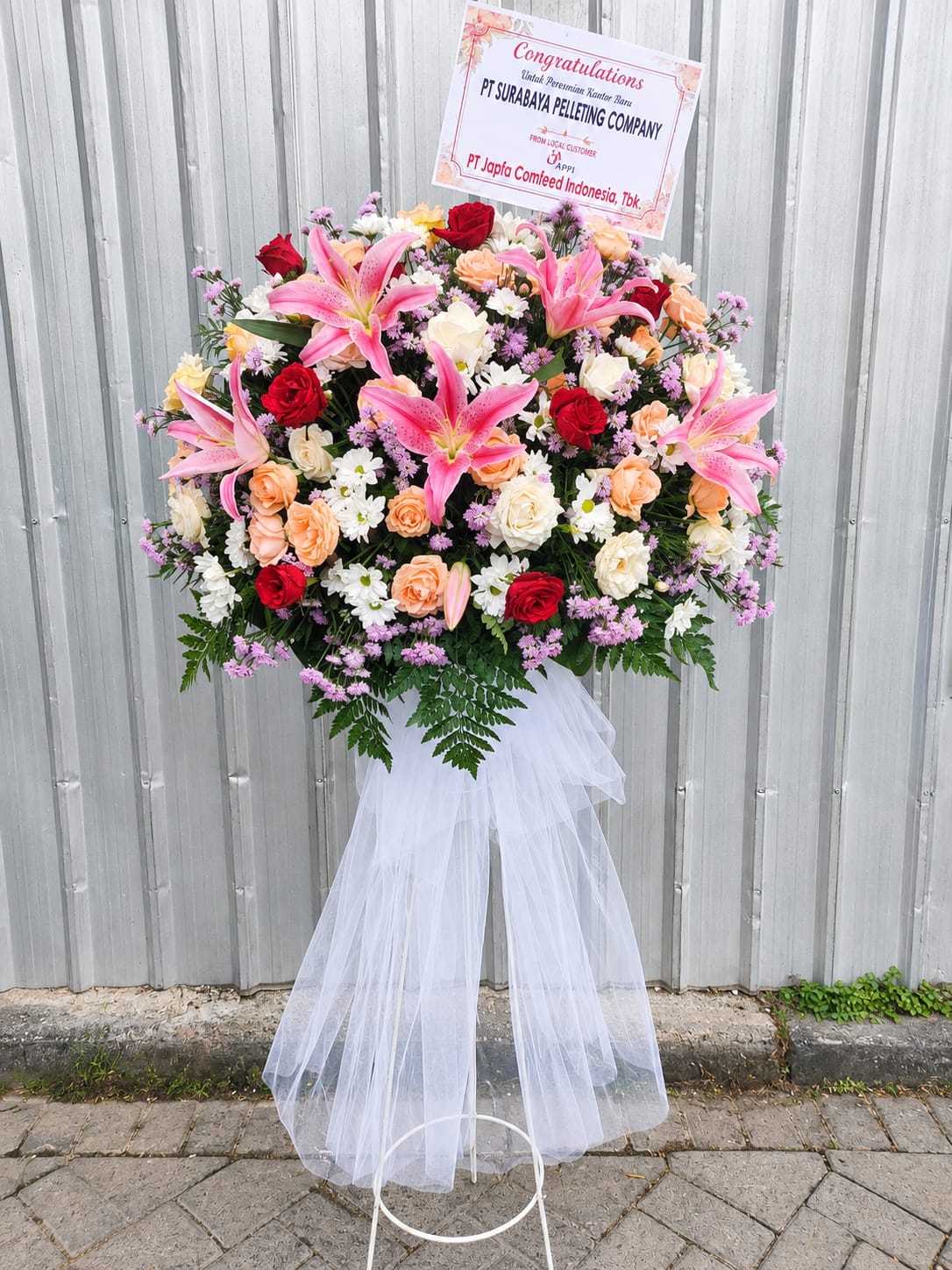 Standing Flower Peach Lily Deluxe