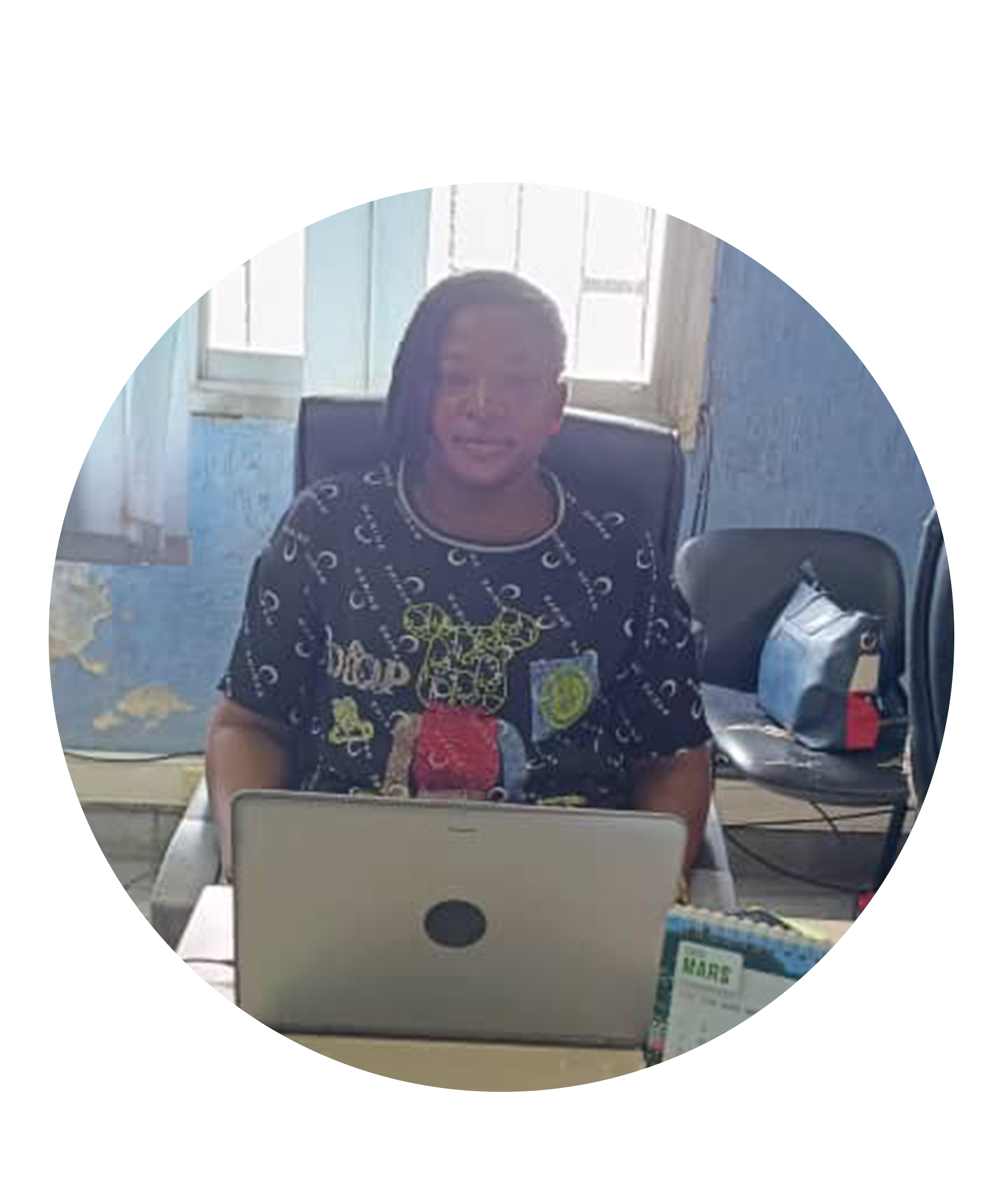 Mme Asanghuo Liliane