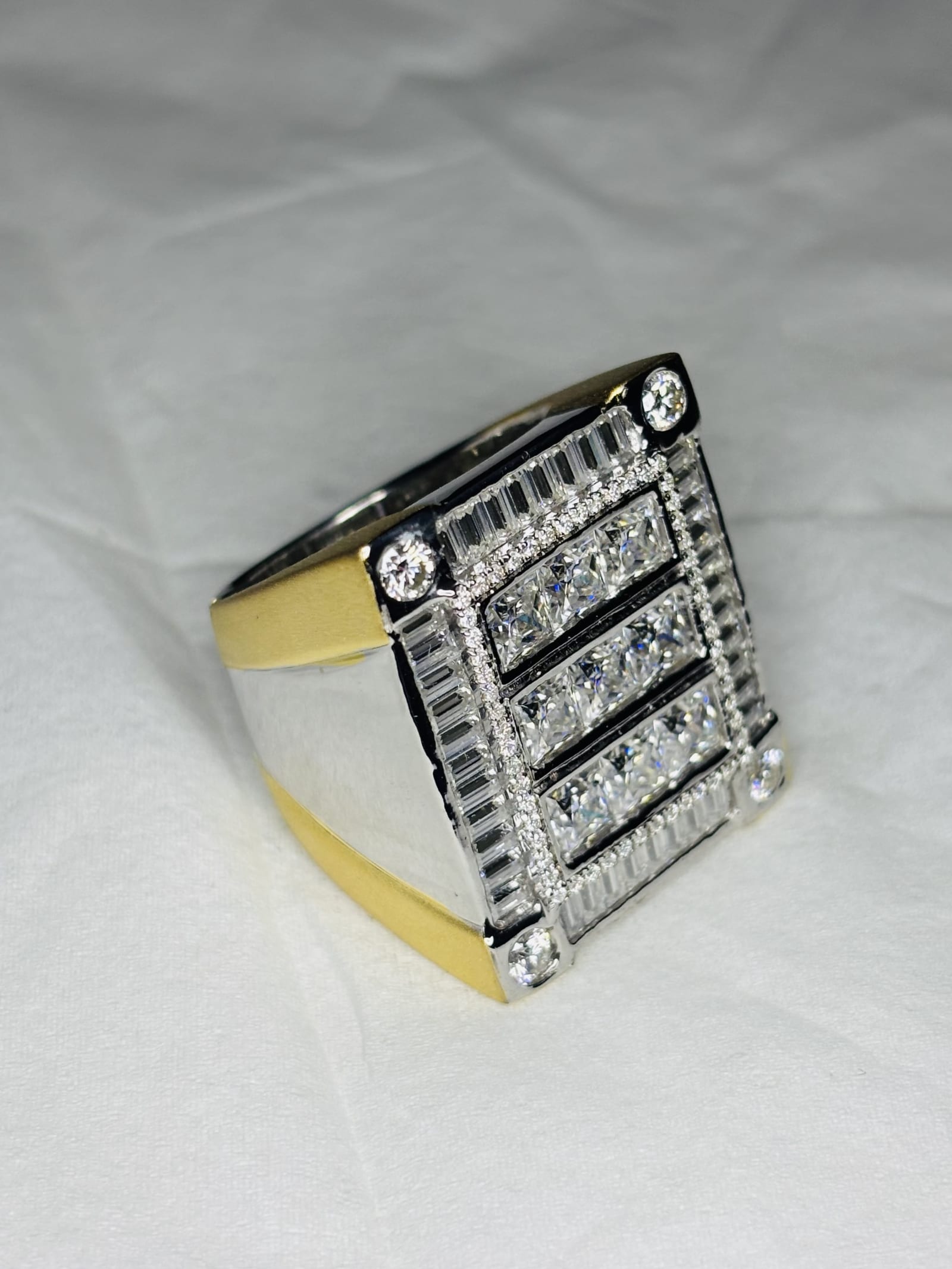 Moissanite