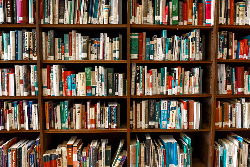 Nous avons les livres que vous cherchez!