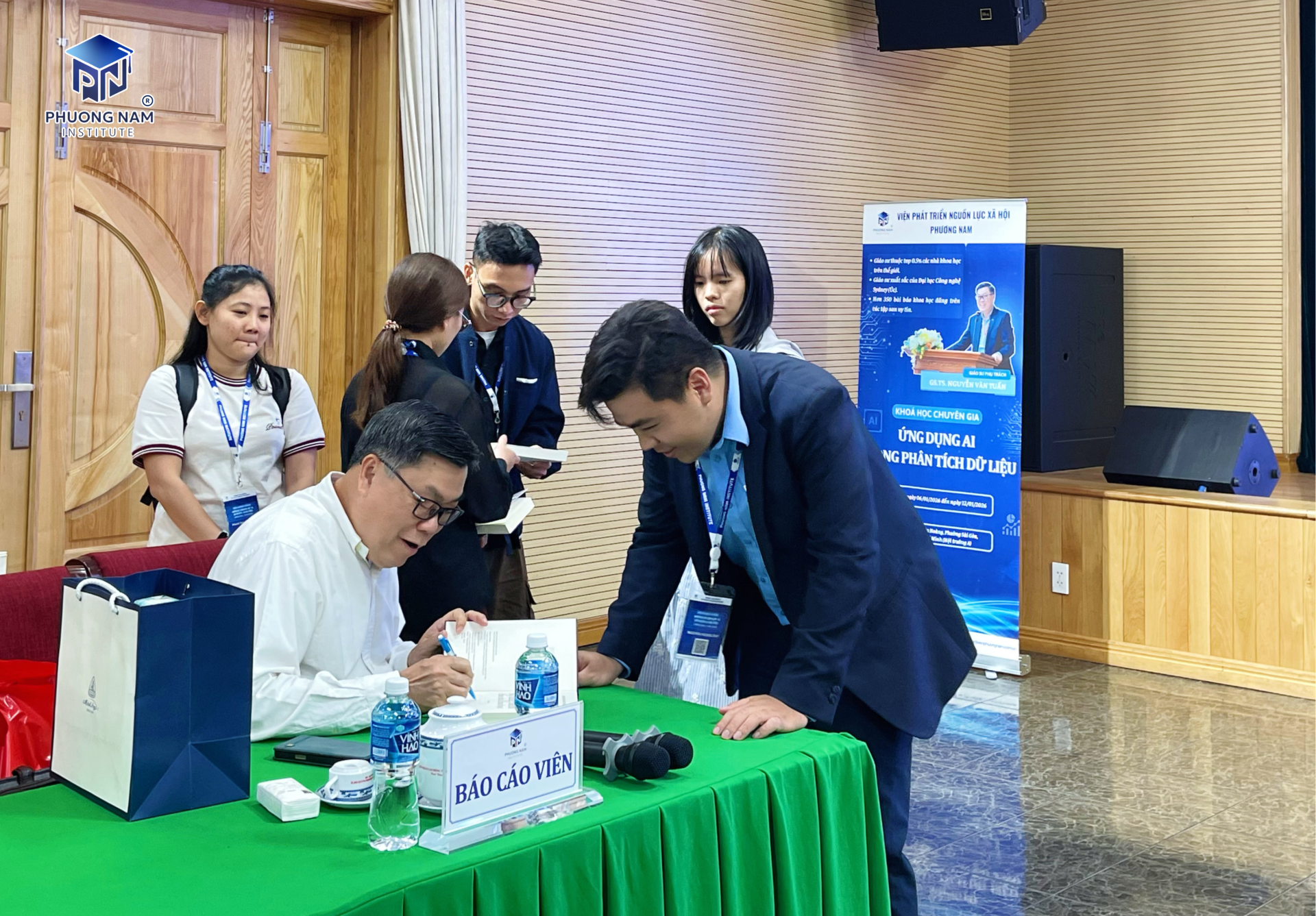 Featured <span>Images</span> 28