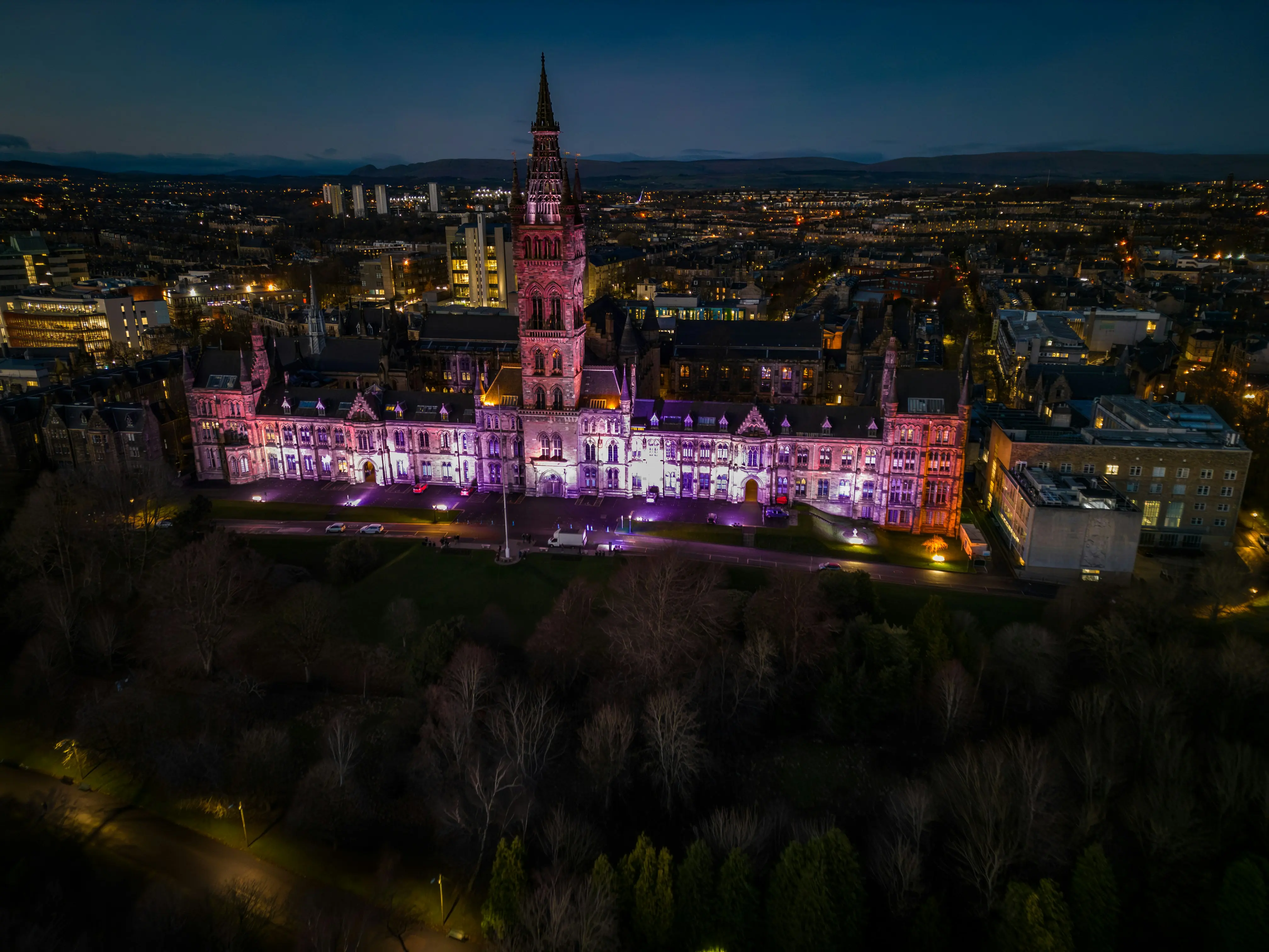 University of Glasgow main building illuminated at night