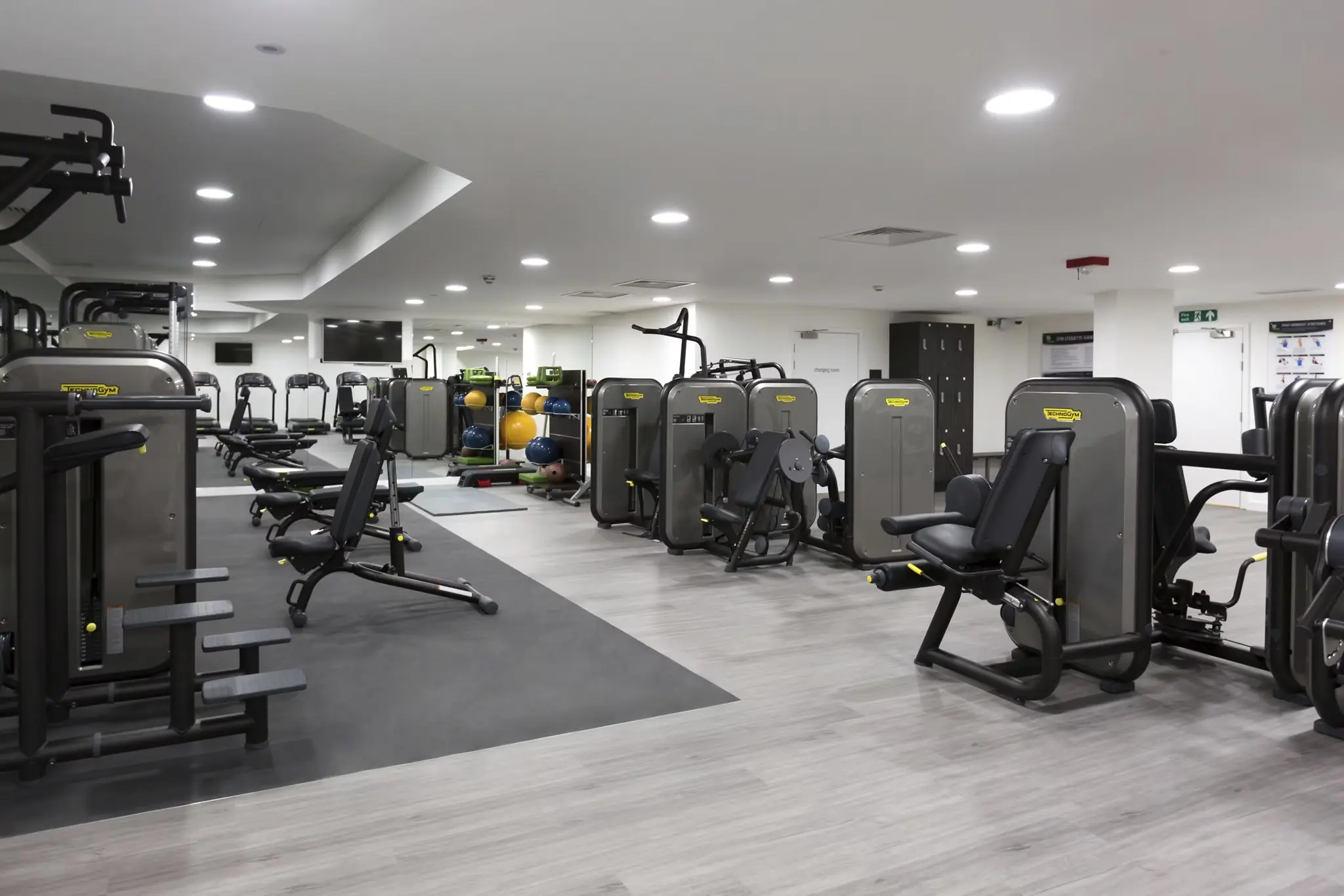 Thumbnail Fully equipped gym at MyLo Aldgate Place with cardio and strength training machines