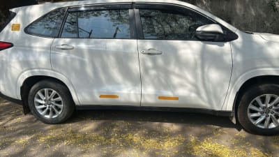 2023 Toyota Innova Hycross used taxi for sale - Gurugram
