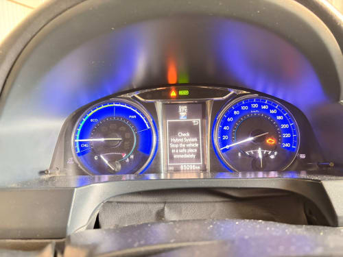 Toyota Rumion in commercial taxi use, view 6