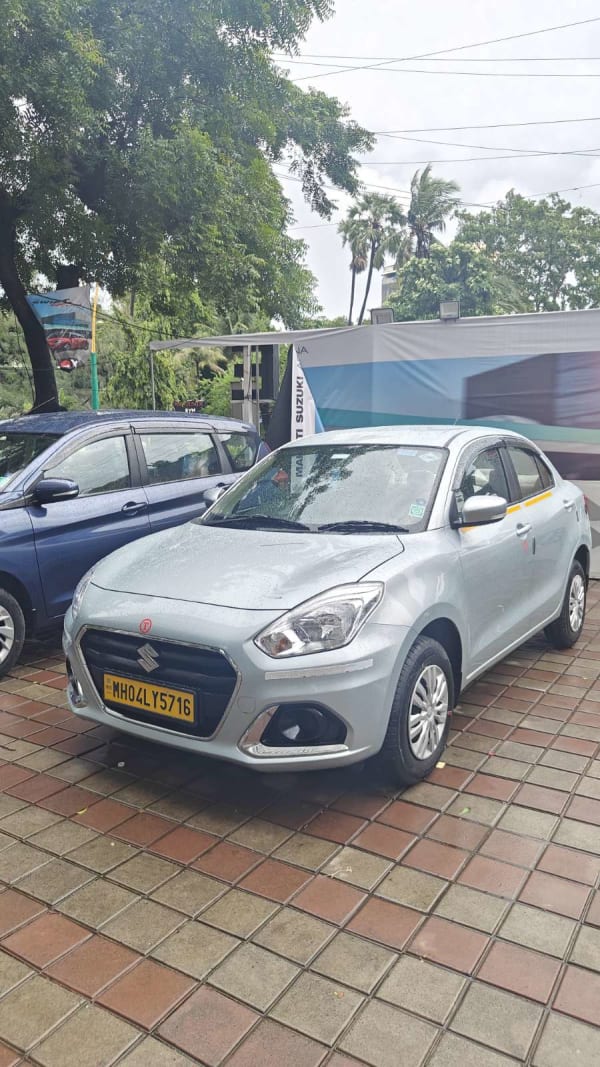 Maruti Suzuki Dzire vxi cng 2024