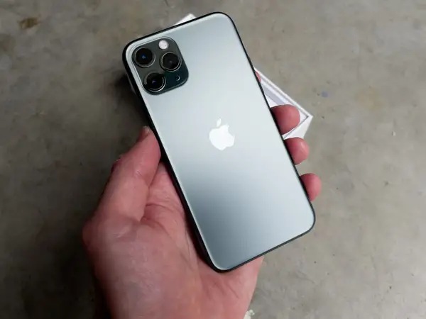 Why Buying a Refurbished iPhone Is the Smart Choice in 2025