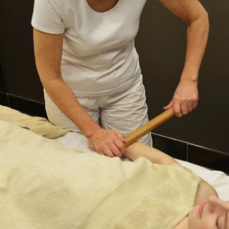 vulsini_8piece_bamboo_stick_set_(4)