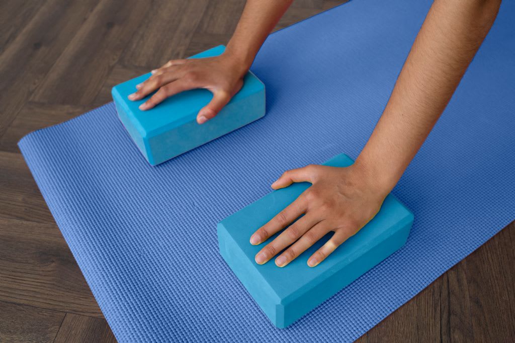 yoga_mat_and_block