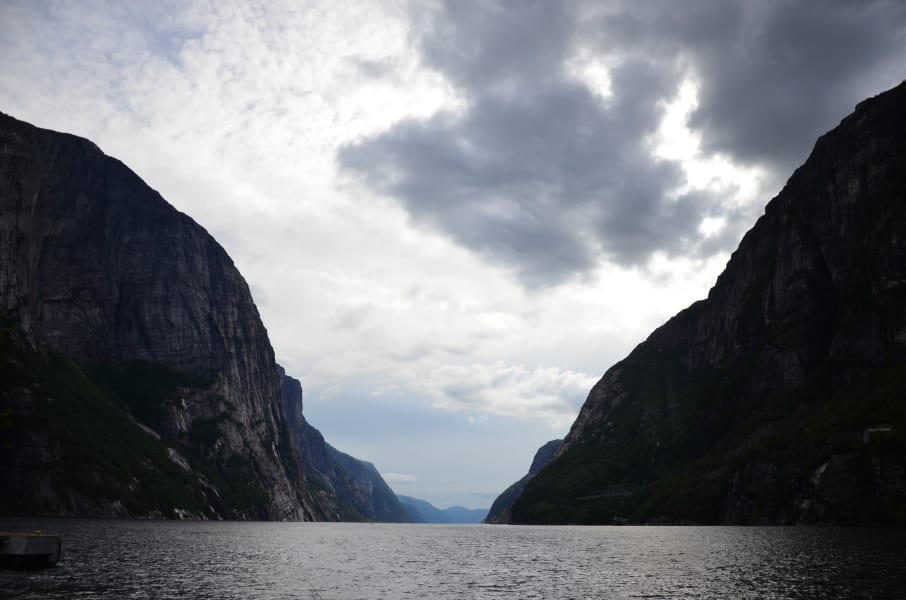 Нелегкие маршруты с легкими детьми: Kjeragbolten, Preikestolen, Trolltunga и Nigardsbreen за 4 дня с двумя детьми в рюкзаках (июль 2017)
