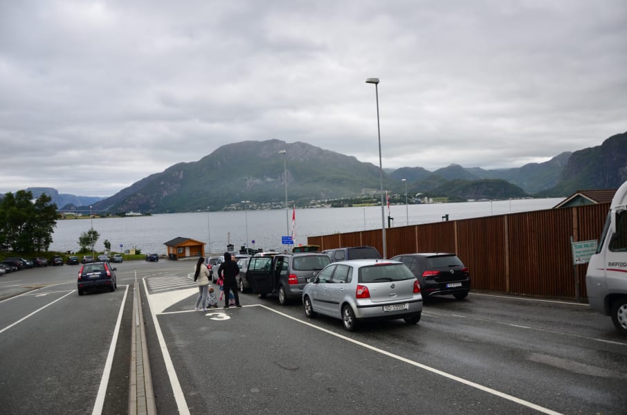 Нелегкие маршруты с легкими детьми: Kjeragbolten, Preikestolen, Trolltunga и Nigardsbreen за 4 дня с двумя детьми в рюкзаках (июль 2017)