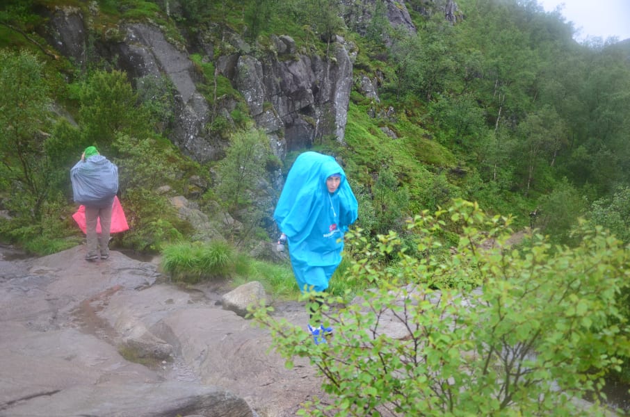 Нелегкие маршруты с легкими детьми: Kjeragbolten, Preikestolen, Trolltunga и Nigardsbreen за 4 дня с двумя детьми в рюкзаках (июль 2017)