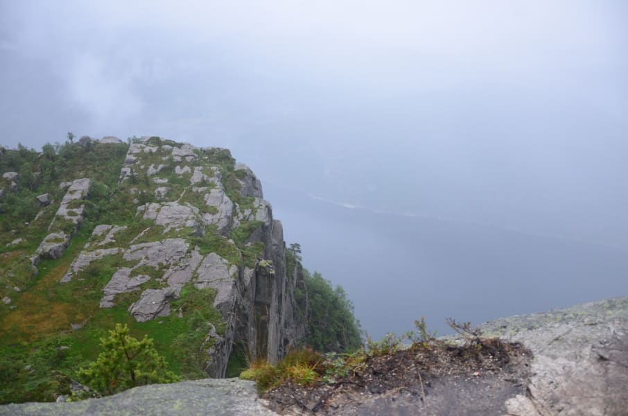 Нелегкие маршруты с легкими детьми: Kjeragbolten, Preikestolen, Trolltunga и Nigardsbreen за 4 дня с двумя детьми в рюкзаках (июль 2017)
