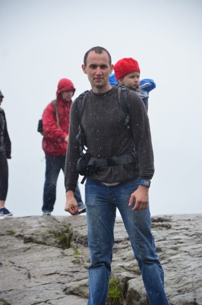 Нелегкие маршруты с легкими детьми: Kjeragbolten, Preikestolen, Trolltunga и Nigardsbreen за 4 дня с двумя детьми в рюкзаках (июль 2017)