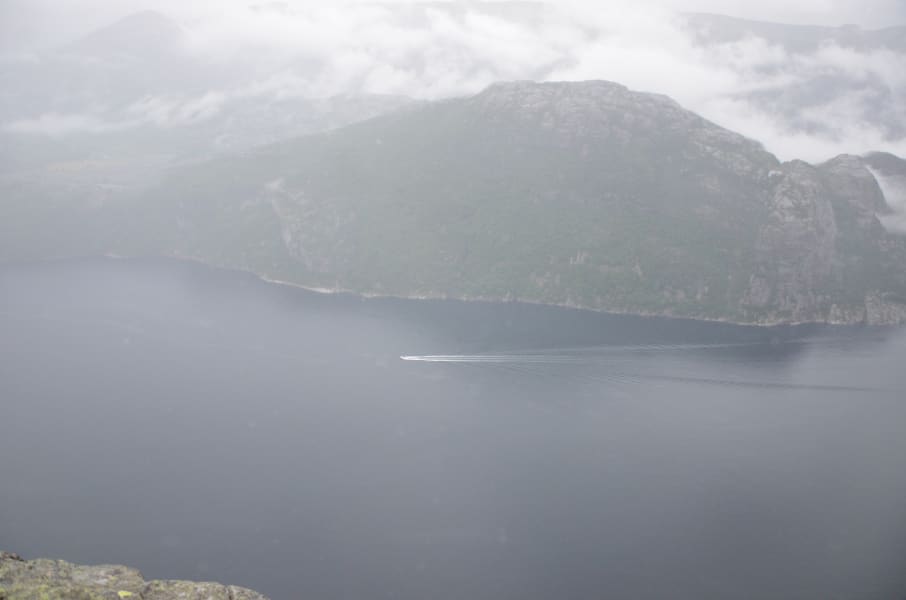 Нелегкие маршруты с легкими детьми: Kjeragbolten, Preikestolen, Trolltunga и Nigardsbreen за 4 дня с двумя детьми в рюкзаках (июль 2017)