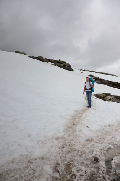 Нелегкие маршруты с легкими детьми: Kjeragbolten, Preikestolen, Trolltunga и Nigardsbreen за 4 дня с двумя детьми в рюкзаках (июль 2017)