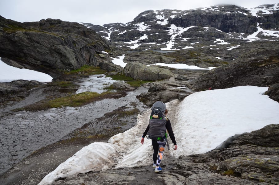 Нелегкие маршруты с легкими детьми: Kjeragbolten, Preikestolen, Trolltunga и Nigardsbreen за 4 дня с двумя детьми в рюкзаках (июль 2017)