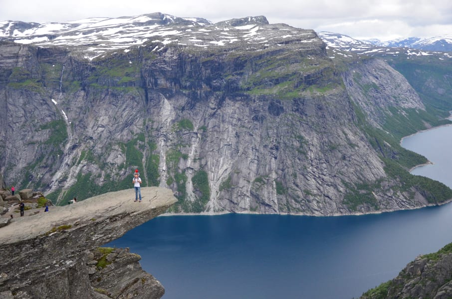 Нелегкие маршруты с легкими детьми: Kjeragbolten, Preikestolen, Trolltunga и Nigardsbreen за 4 дня с двумя детьми в рюкзаках (июль 2017)