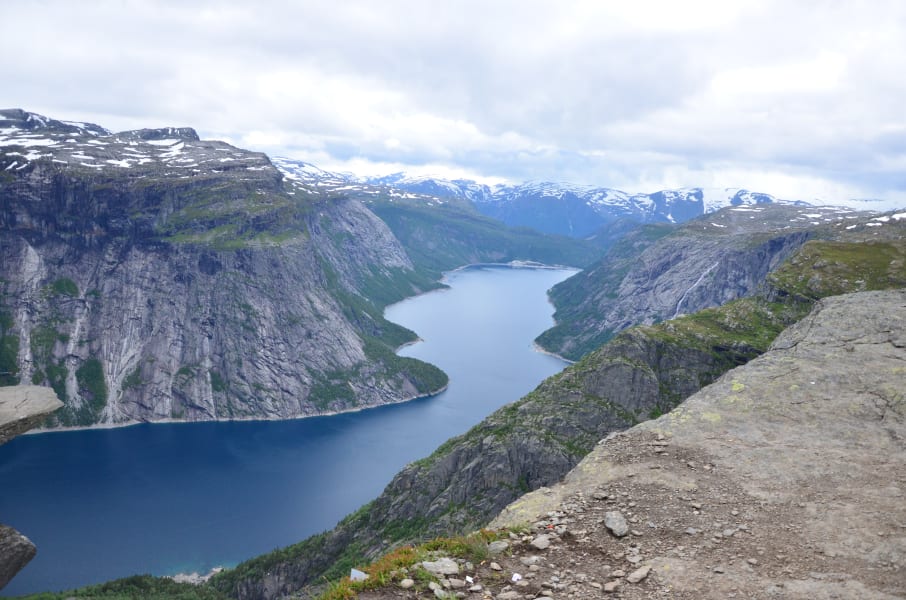 Нелегкие маршруты с легкими детьми: Kjeragbolten, Preikestolen, Trolltunga и Nigardsbreen за 4 дня с двумя детьми в рюкзаках (июль 2017)