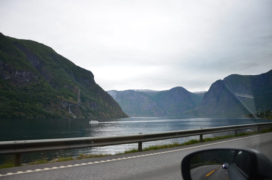 Нелегкие маршруты с легкими детьми: Kjeragbolten, Preikestolen, Trolltunga и Nigardsbreen за 4 дня с двумя детьми в рюкзаках (июль 2017)