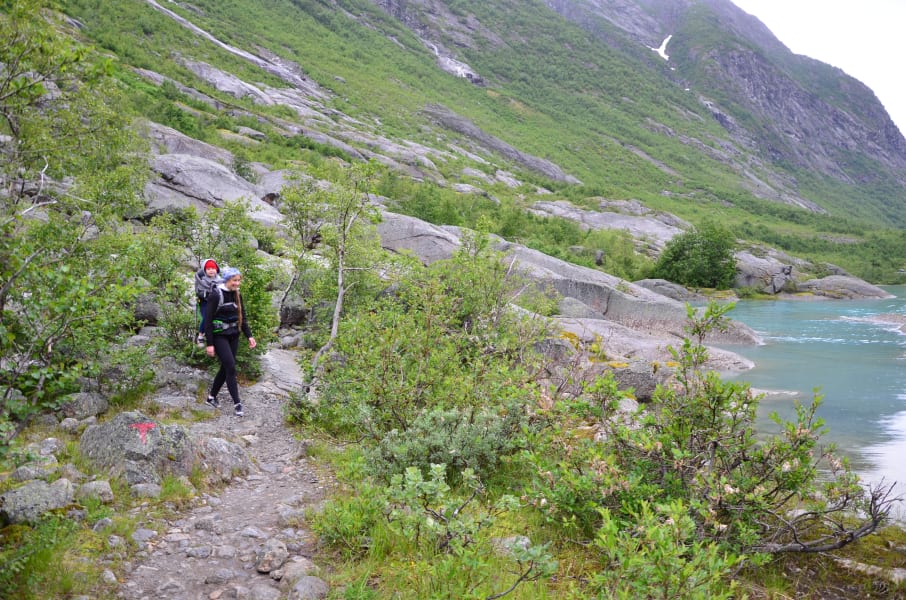 Нелегкие маршруты с легкими детьми: Kjeragbolten, Preikestolen, Trolltunga и Nigardsbreen за 4 дня с двумя детьми в рюкзаках (июль 2017)